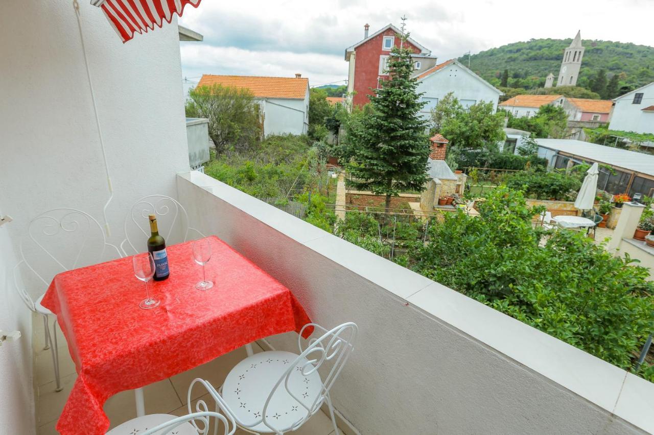 Apartments Maslina Божава Екстер'єр фото