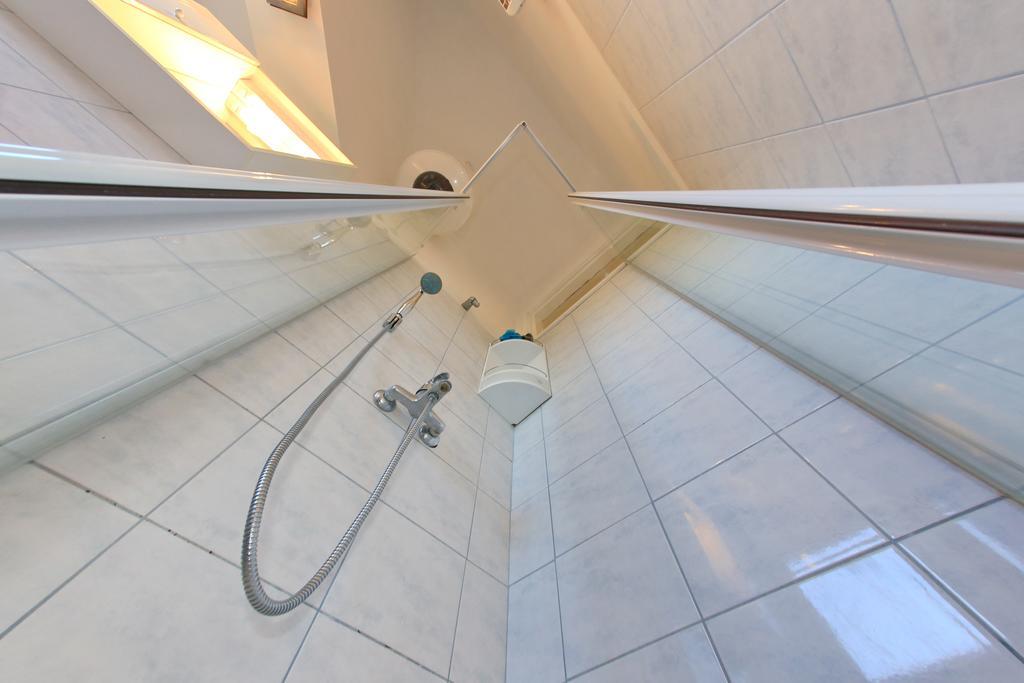 Apartments Maslina Божава Екстер'єр фото