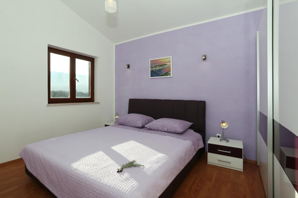 Apartments Maslina Божава Екстер'єр фото